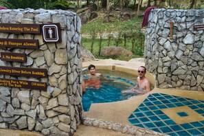 Pemandian Turki/hammam dan pijat dengan batu panas