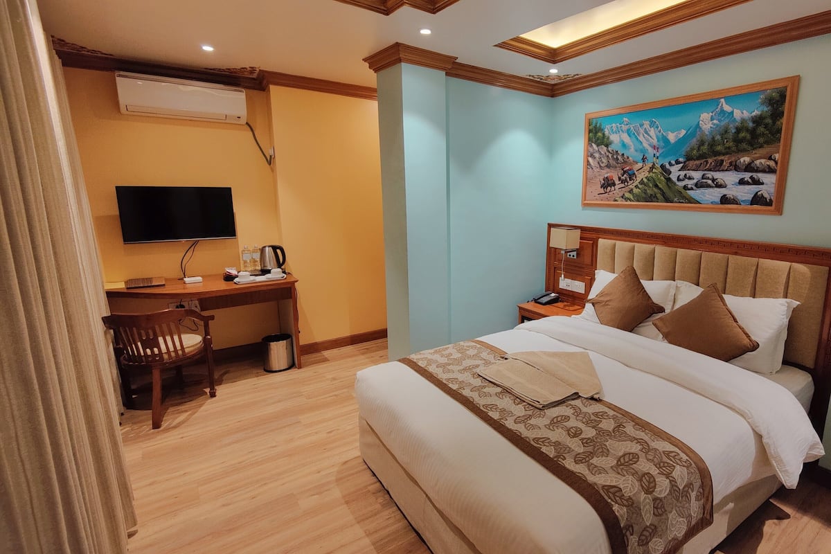 Standard Double Room | Premium bedding, memory foam beds, in-room safe, desk