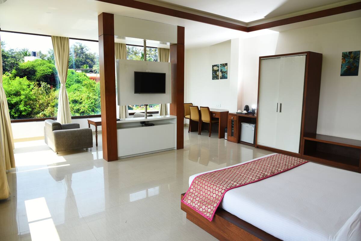 Két bảo mật tại phòng, bàn, bàn ủi/dụng cụ ủi quần áo