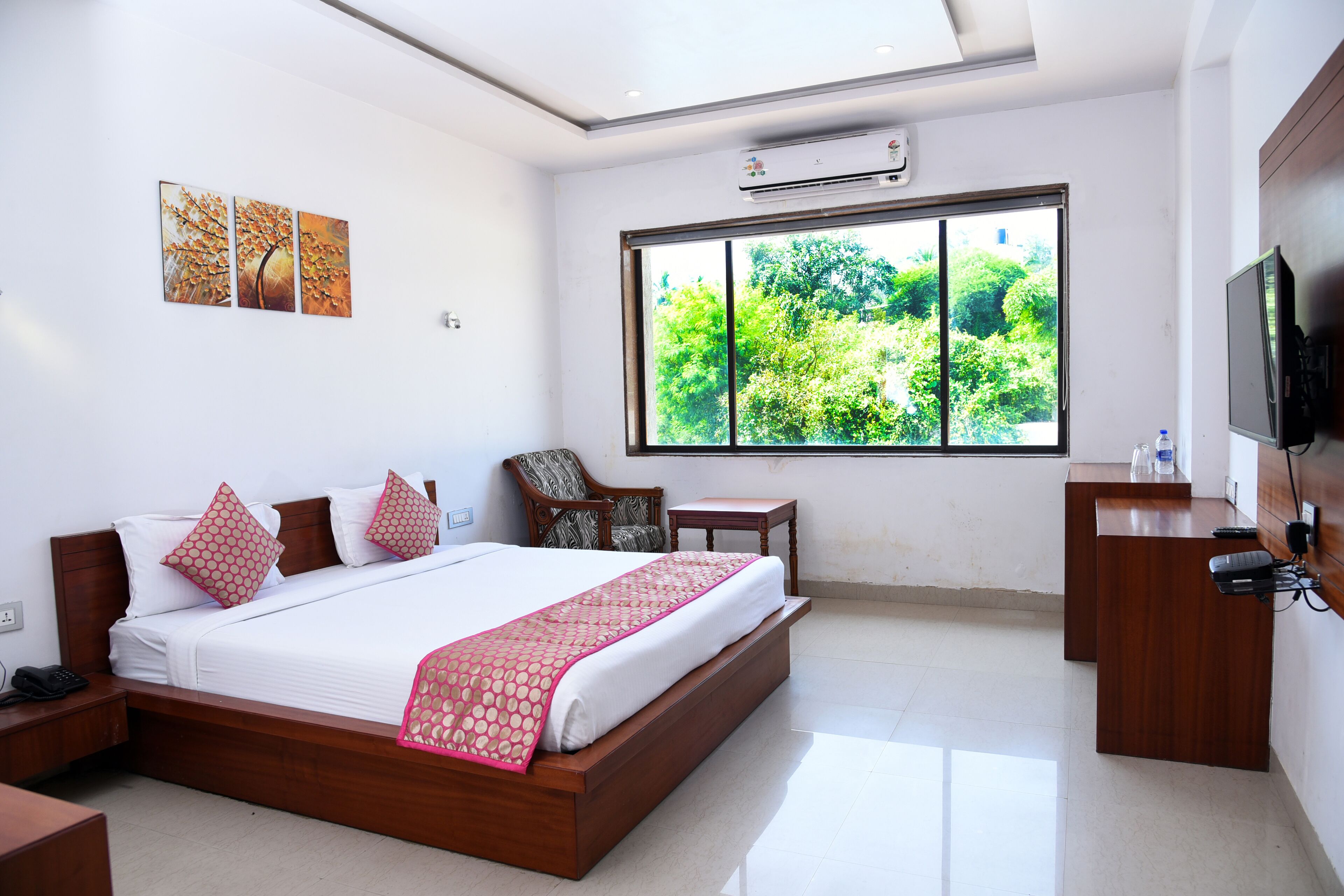 Deluxe Double Room | Water view