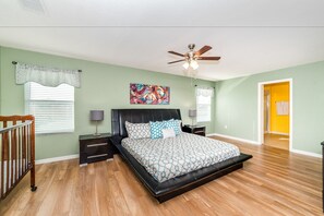 Villa familiar, varias habitaciones, en el área del jardín | 7 habitaciones, decoración personalizada y muebles diferentes