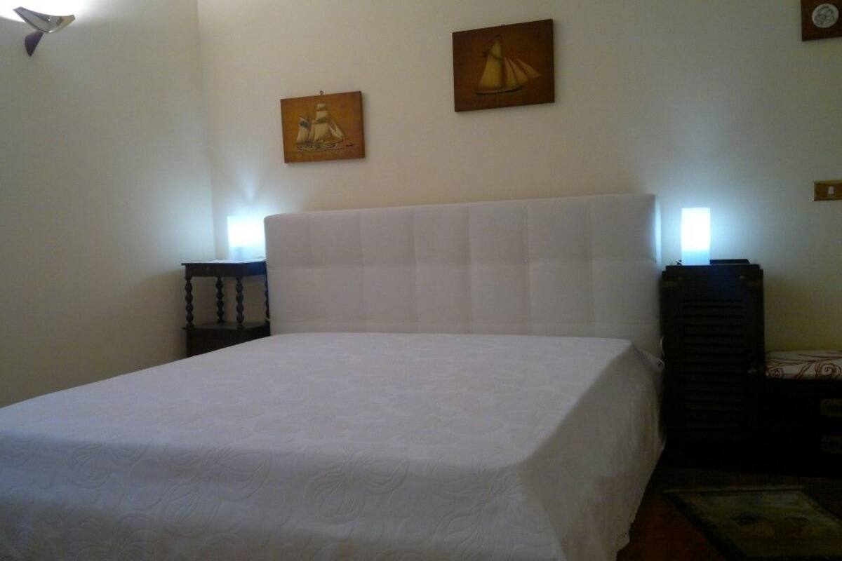 Minibar, individually furnished, desk, laptop workspace