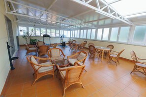 Televisor de pantalla plana 