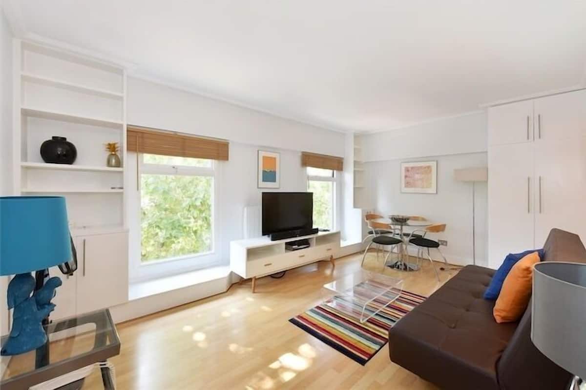 Appartement Exécutif, 1 chambre | 1 chambre, ameublement personnalisé, fer et planche à repasser