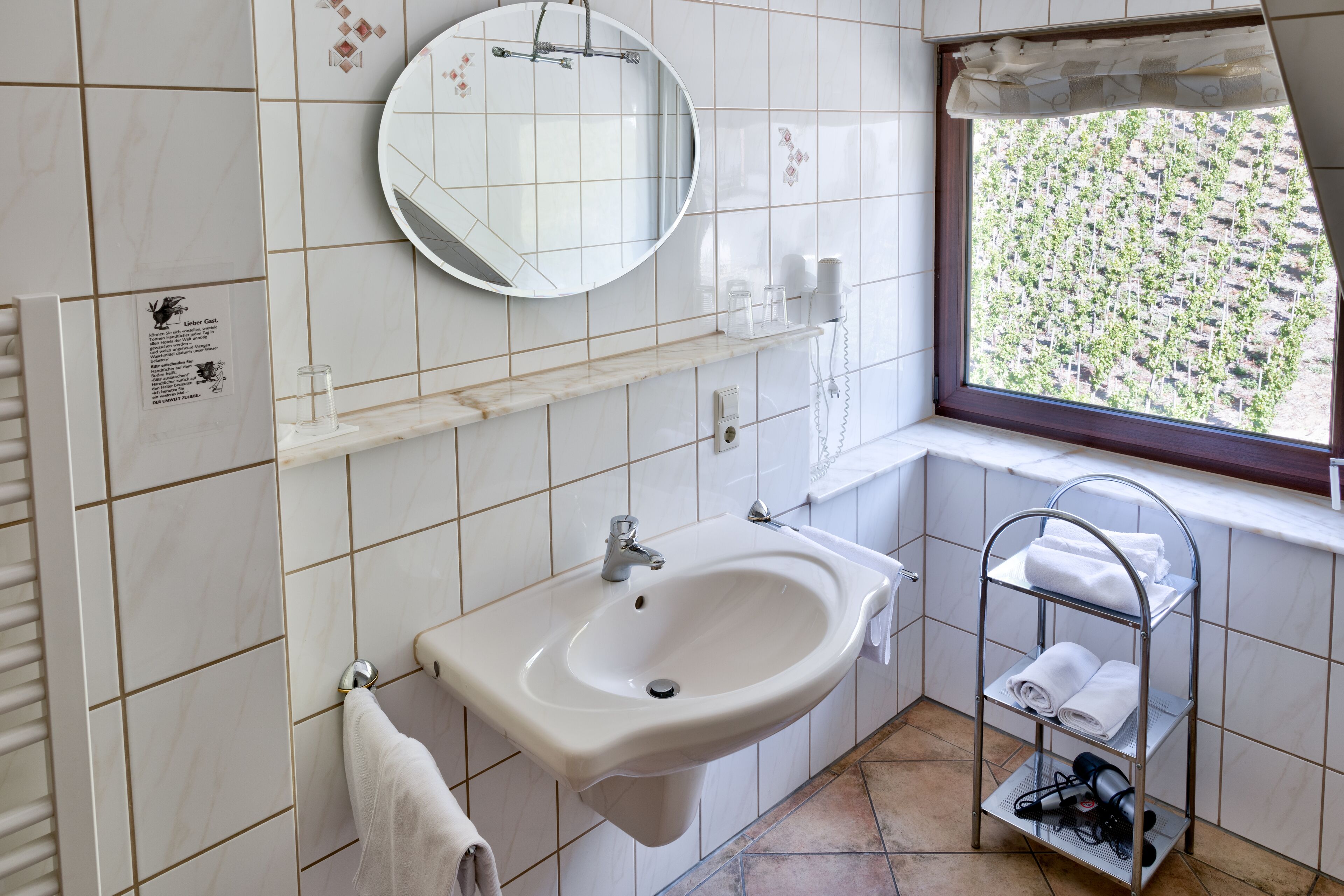 junior suite, balcony | bathroom | shower, hair dryer, towels