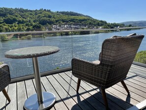 View from room - Hotel Garni Cafe im Hamm (Zell (Mosel))