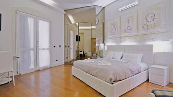 Deluxe Double Room | Premium bedding, minibar, individually decorated, individually furnished