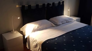 Dobbeltrom | Safe på rommet, wi-fi og sengetøy