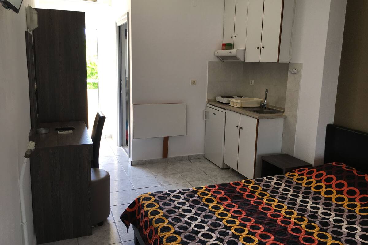 Iron/ironing board, free WiFi