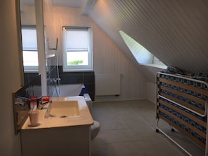Cottage (Grange aux Fées) | Bathroom