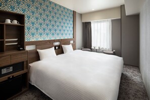 Chambre Supérieure, 1 très grand lit, non-fumeurs | Coffres-forts dans les chambres, rideaux occultants, Wi-Fi gratuit