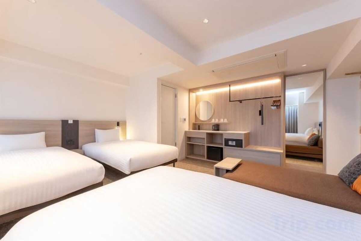 In-room safe, blackout drapes, WiFi (free), bed sheets