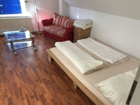 Apartment (2)