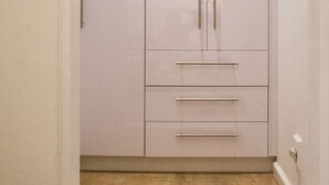 Comfort-Apartment, 1 Schlafzimmer, Blick auf den Innenhof
