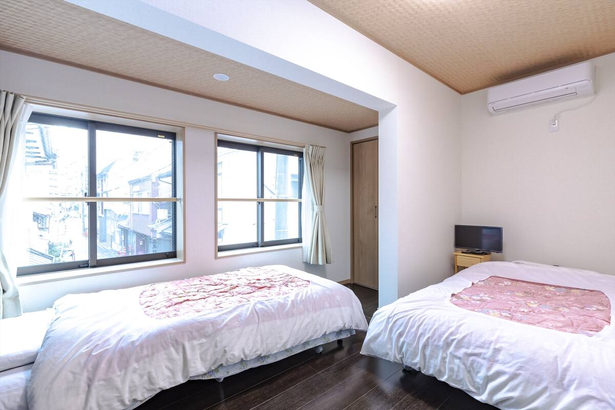 Chambre avec lits jumeaux, non-fumeurs | Wi-Fi gratuit, draps fournis