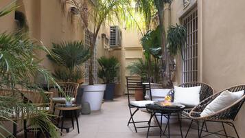 Comfort Triple Room | Terrace/patio