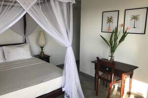 Deluxe Double Room, 1 Double Bed, Ocean View | Minibar, in-room safe, desk, WiFi (free)