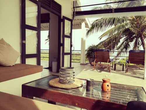 Lara's Place Unawatuna