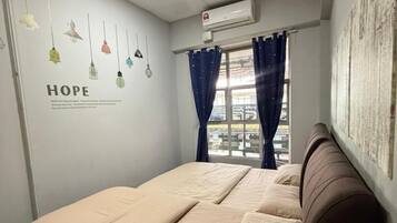 City-Dreibettzimmer, 1 Schlafzimmer, Stadtblick