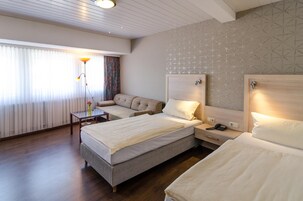 Minibar, desk, free WiFi, bed sheets