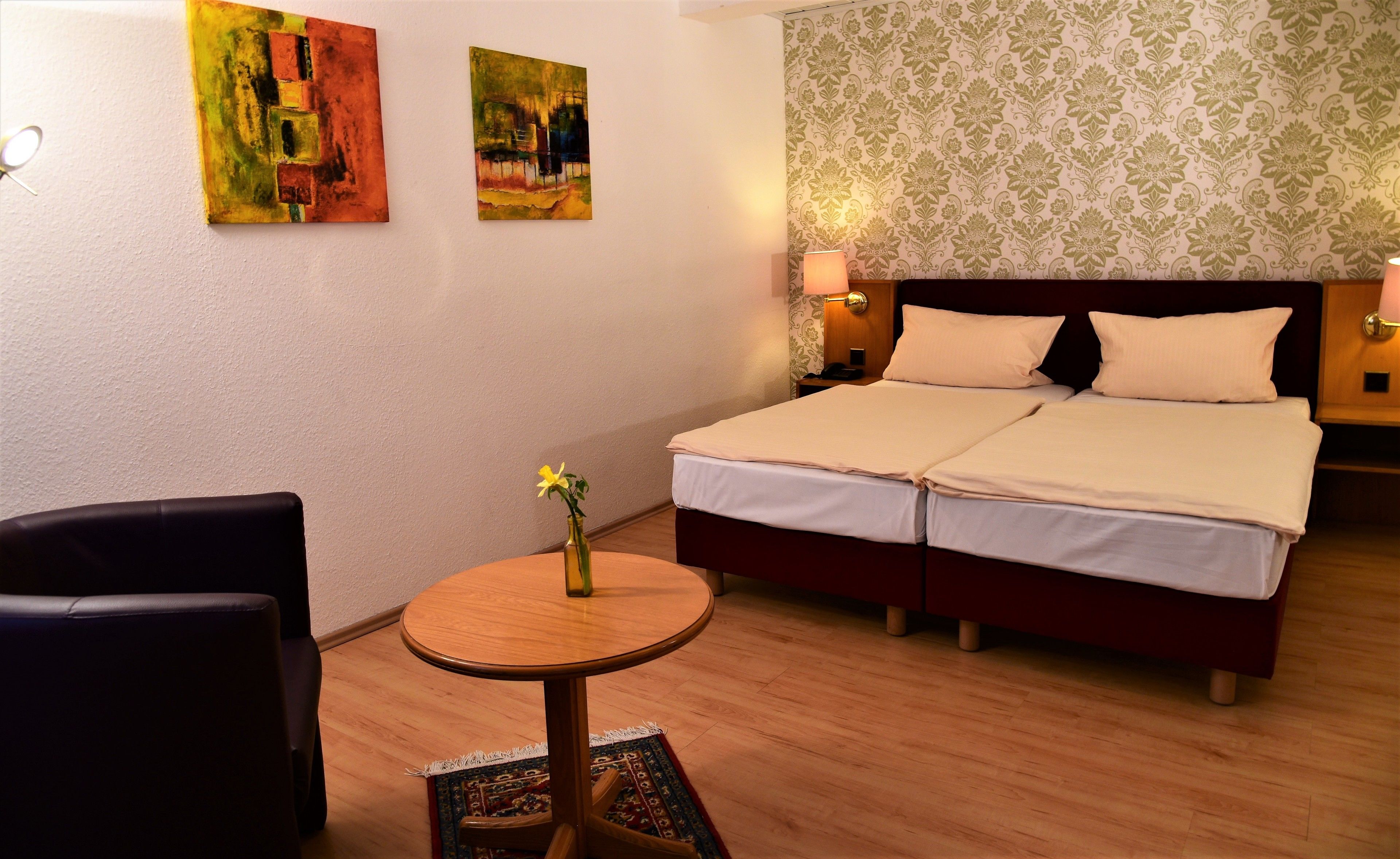 double room | 1 bedroom, minibar, desk, free wifi