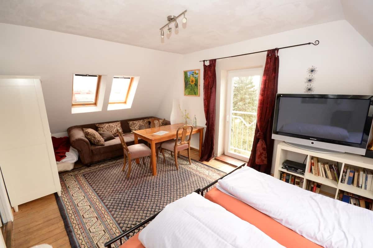 desk, blackout curtains, rollaway beds, free wifi