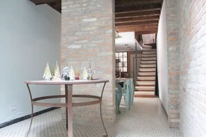 House | Room amenity