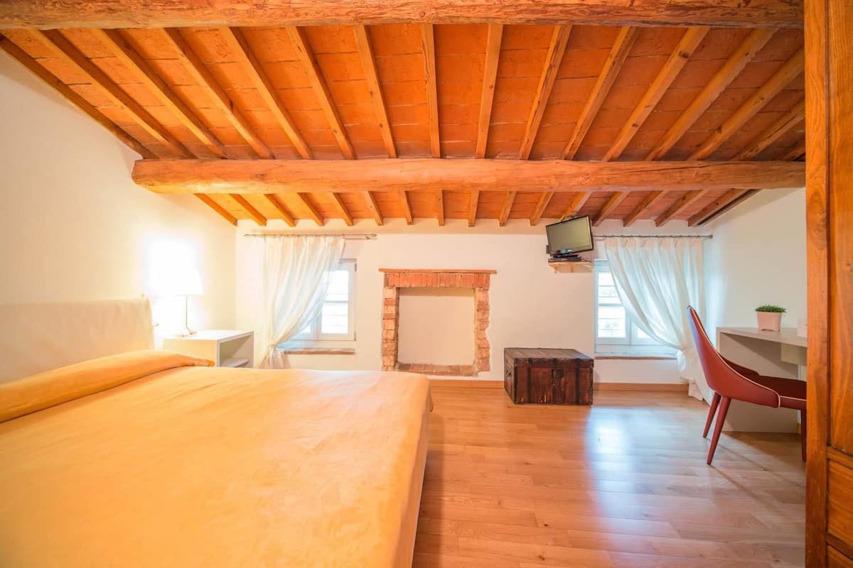 Dreibettzimmer | 1 Schlafzimmer, Schreibtisch, kostenloses WLAN, Bettwäsche