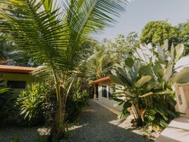 Townhome, 2 Bedrooms, Garden View | Garden view