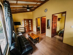 Townhome, 2 Bedrooms, Garden View | Egyptian cotton sheets, premium bedding, iron/ironing board, free WiFi
