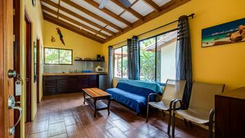 Residenza, 2 camere da letto, vista giardino | Biancheria in cotone egiziano, biancheria da letto di alta qualità