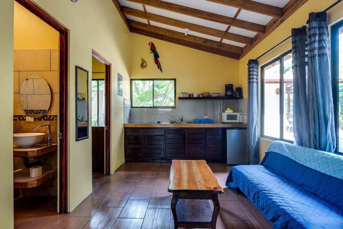 townhome, 2 bedrooms, garden view | egyptian cotton sheets, premium bedding, iron/ironing board, free wifi