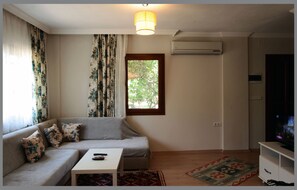 Appartement, 2 chambres | Salle de séjour