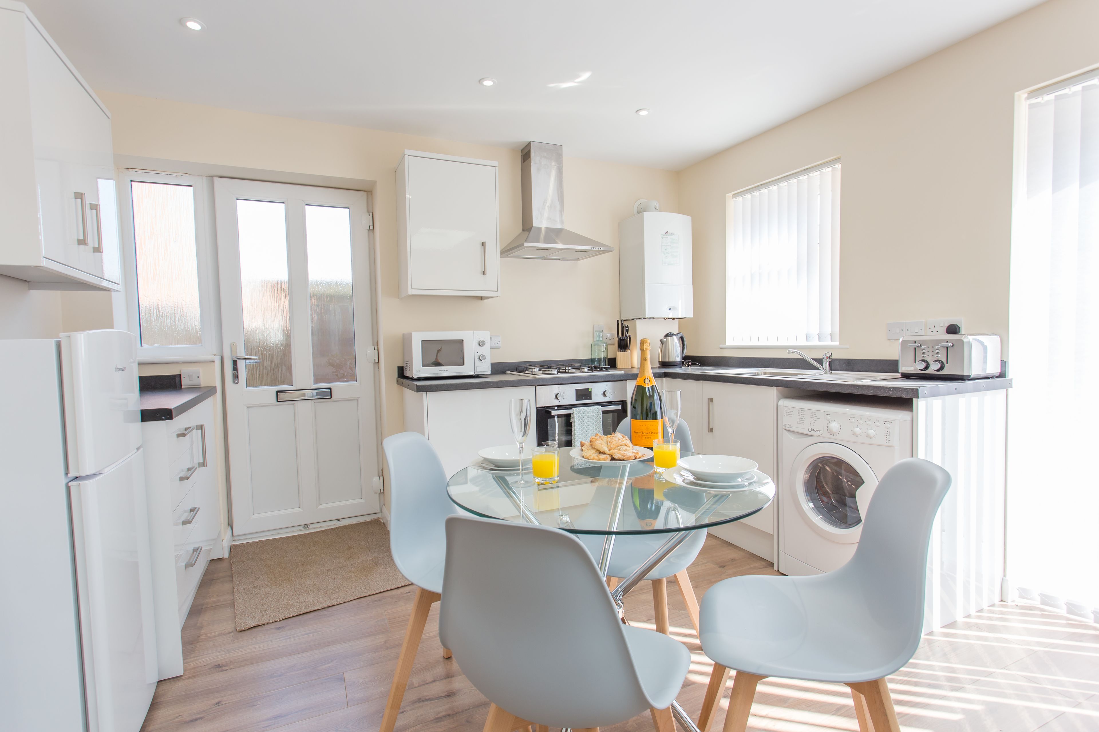 Deluxe Apartment, 2 Bedrooms (No. 31A) | Premium bedding, desk, laptop workspace, iron/ironing board