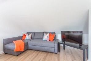 Literie de qualité, bureau, espace de travail pour ordinateurs portables