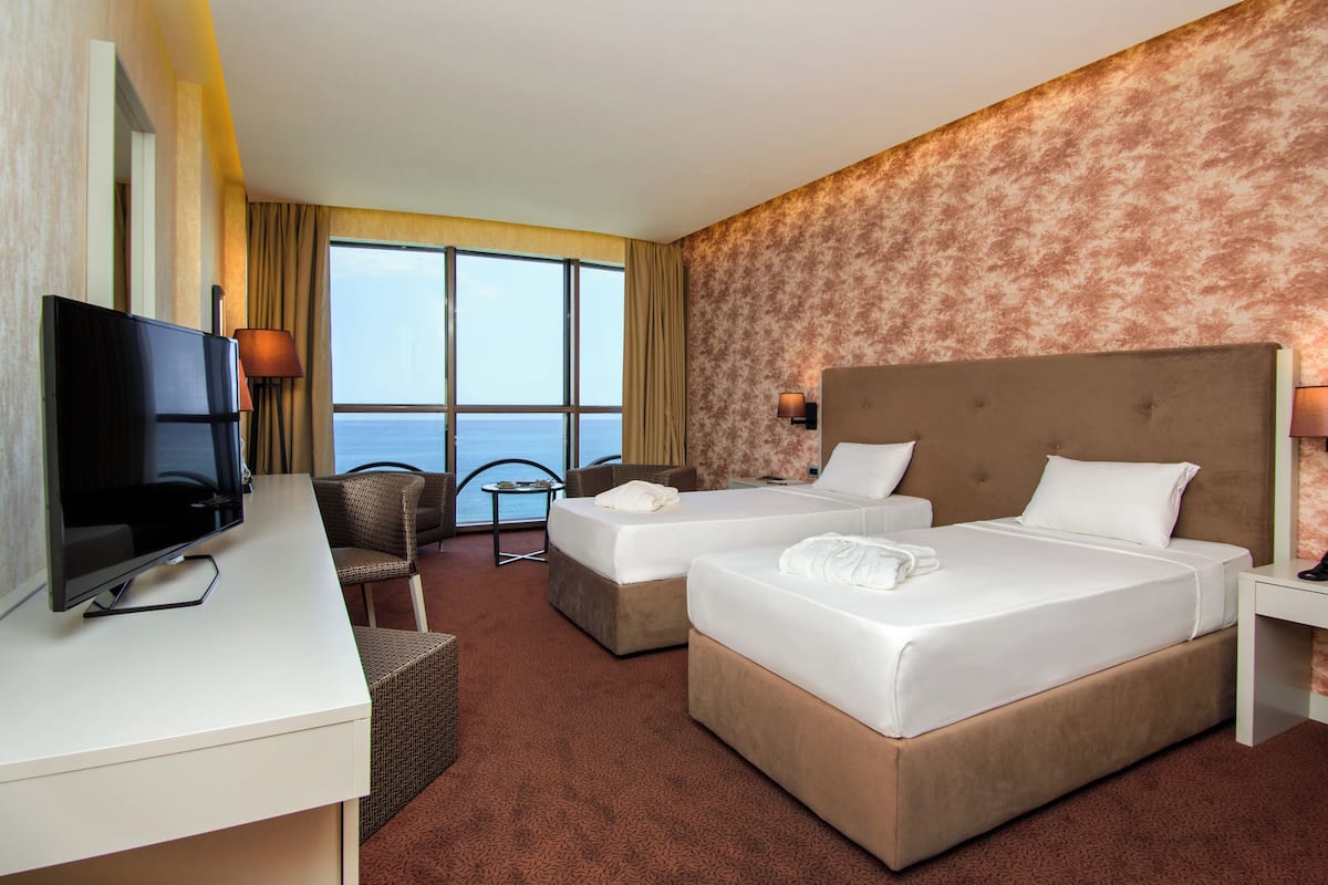 1 bedroom, minibar, in-room safe, desk