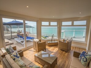 Luxury Apartment, Private Bathroom (Ocean View) | Balcony view - Beachside Apartment On The Beach (Totland Bay)