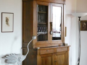 Interior - Croix Blanche (Cellieu)
