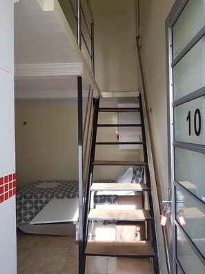 1 chambre, bureau, Wi-Fi gratuit, draps fournis