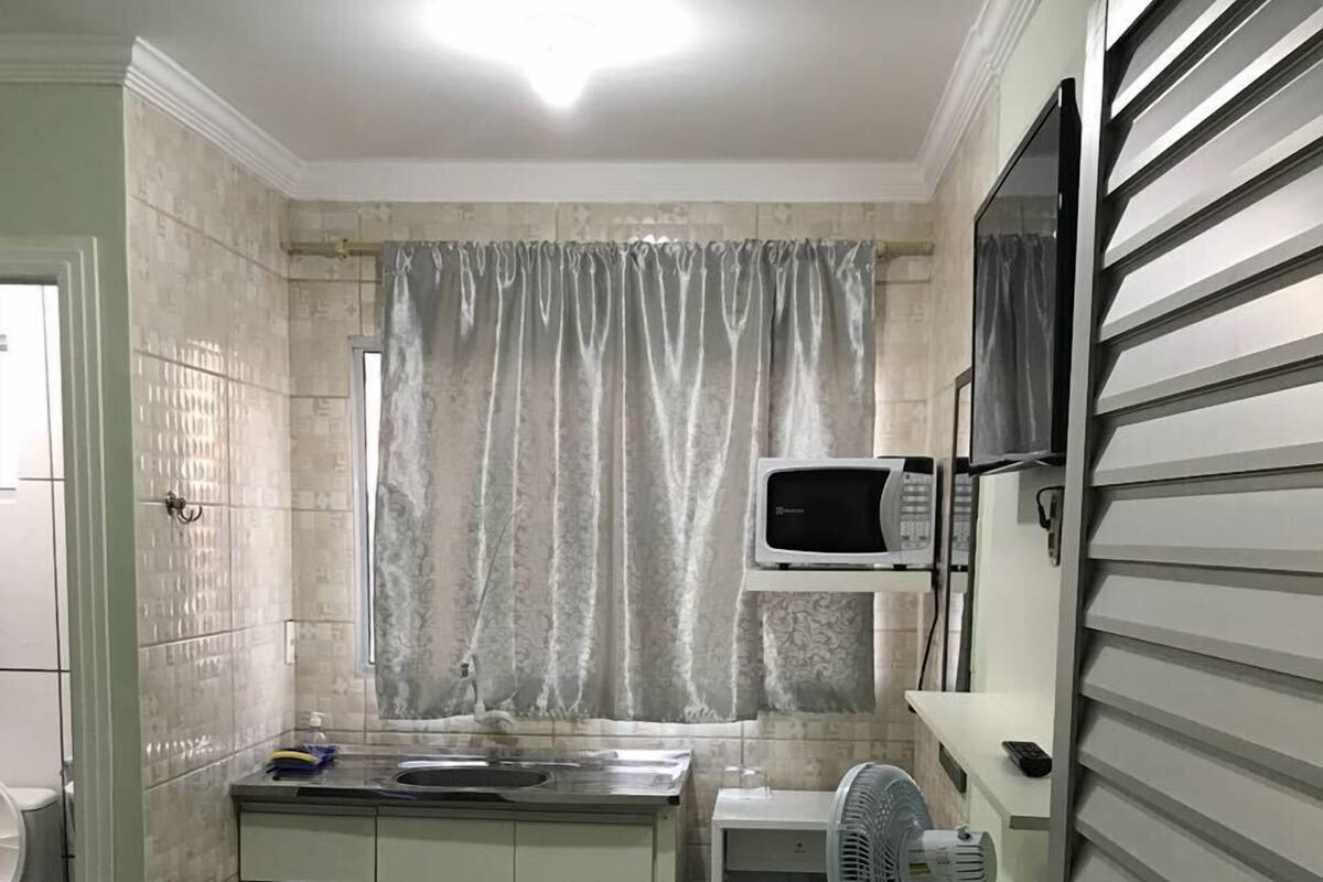 1 chambre, bureau, Wi-Fi gratuit, draps fournis
