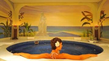 Tina de hidromasaje interior
