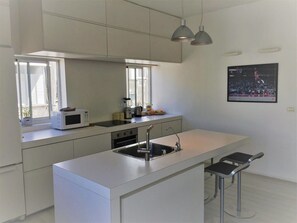 Microwave, stovetop, dishwasher, espresso maker - Perfect Location, Best Loft IN THE Heart OF TEL Aviv (Tel Aviv)