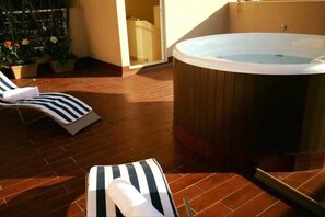 Indoor spa tub - Maravillosa Casa con Jacuzzi, en Yautepec, Mor (Yautepec)