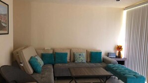 TV - Maravillosa Casa con Jacuzzi, en Yautepec, Mor (Yautepec)