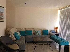 TV - Maravillosa Casa con Jacuzzi, en Yautepec, Mor (Yautepec)