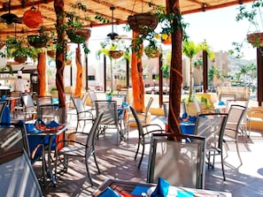 Restaurant - Premium and Cozy Suite Studio in Cabo (Cabo San Lucas)