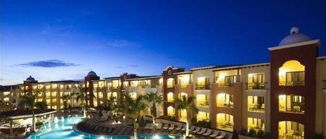 تفاصيل الفندق من الخارج