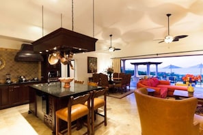 Exclusive Villa (3 Bedrooms) | Living area
