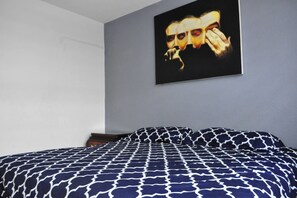 Iron/ironing board, free WiFi