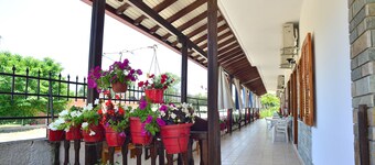 Cape Blue Apartments